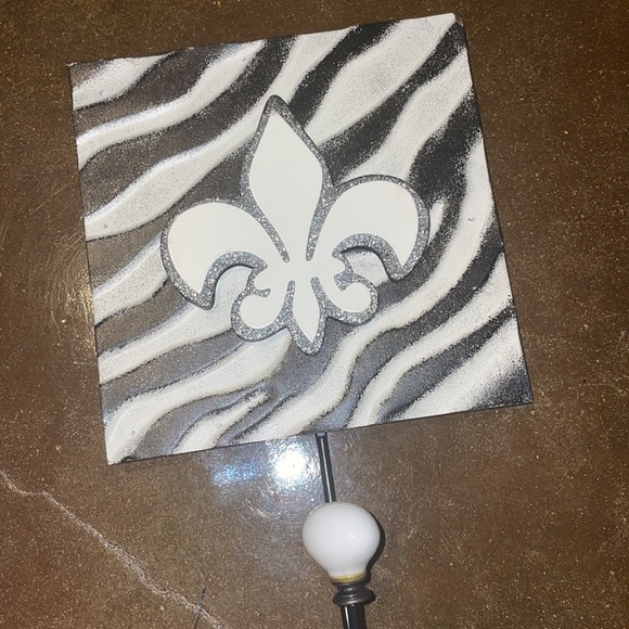 Wall Decor Fleur De Lis - Picture 2 of 3